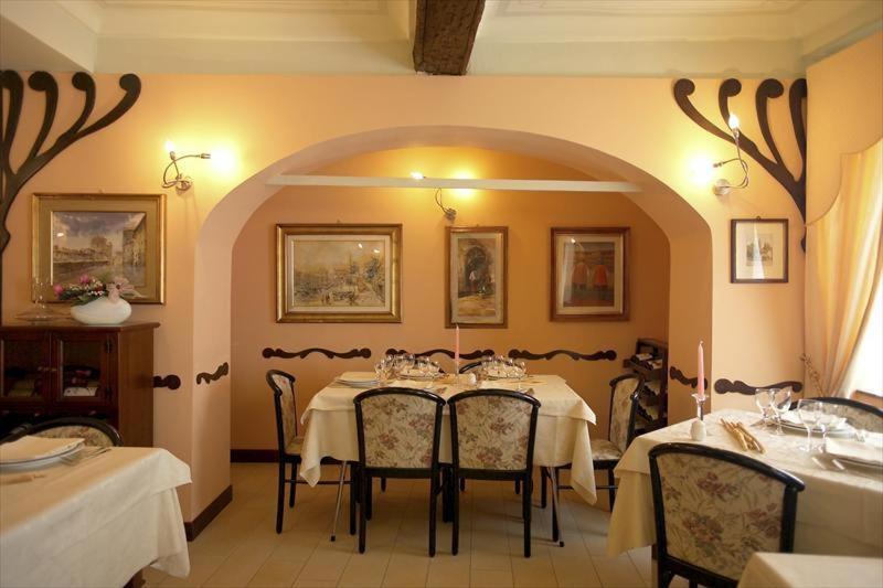 Albergo Badellino Bra Zewnętrze zdjęcie