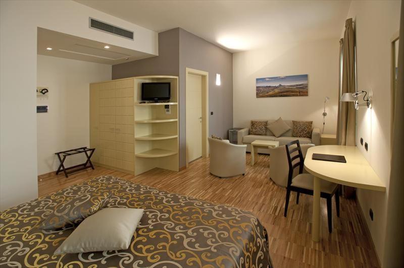 Albergo Badellino Bra Zewnętrze zdjęcie