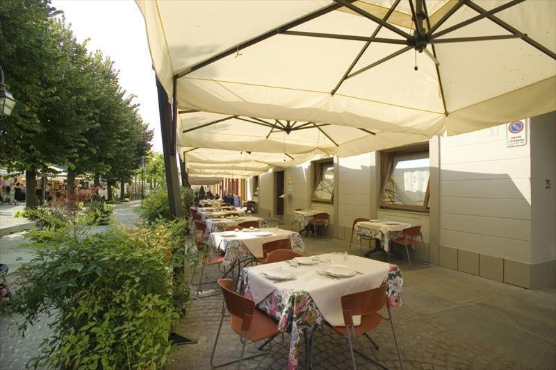 Albergo Badellino Bra Zewnętrze zdjęcie