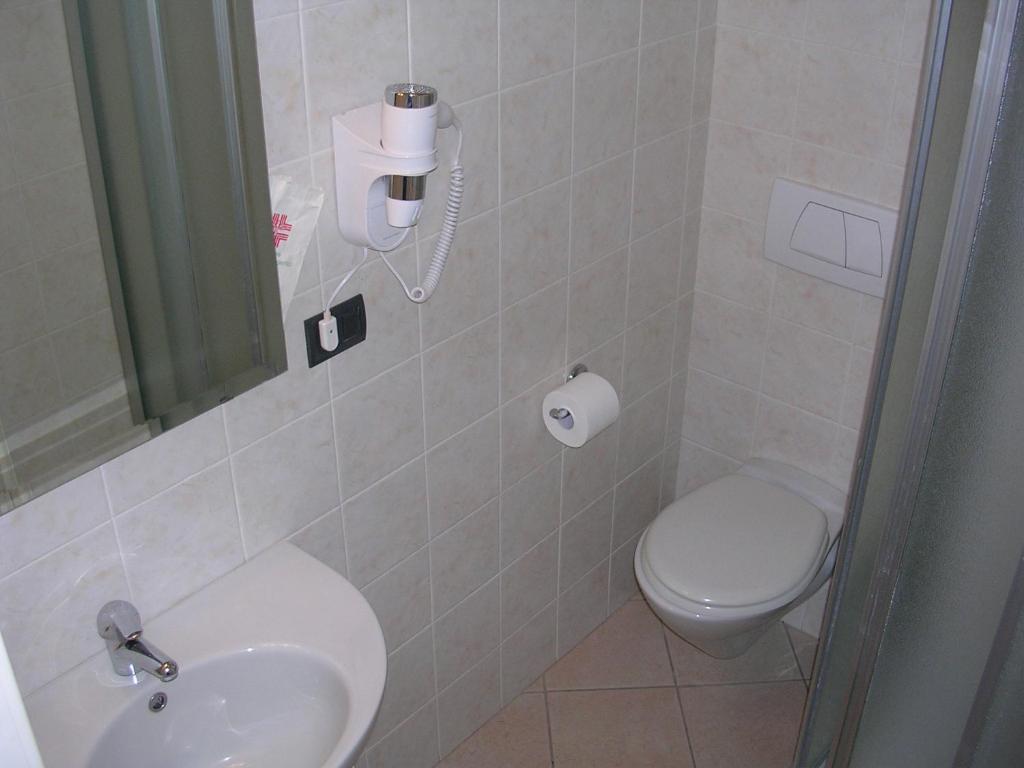 Albergo Badellino Bra Pokój zdjęcie